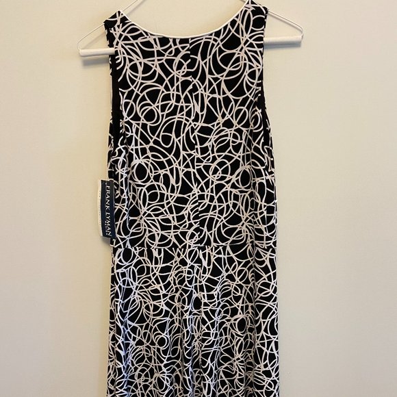 Frank Lyman Knee Length Dress - Picture 2 of 4